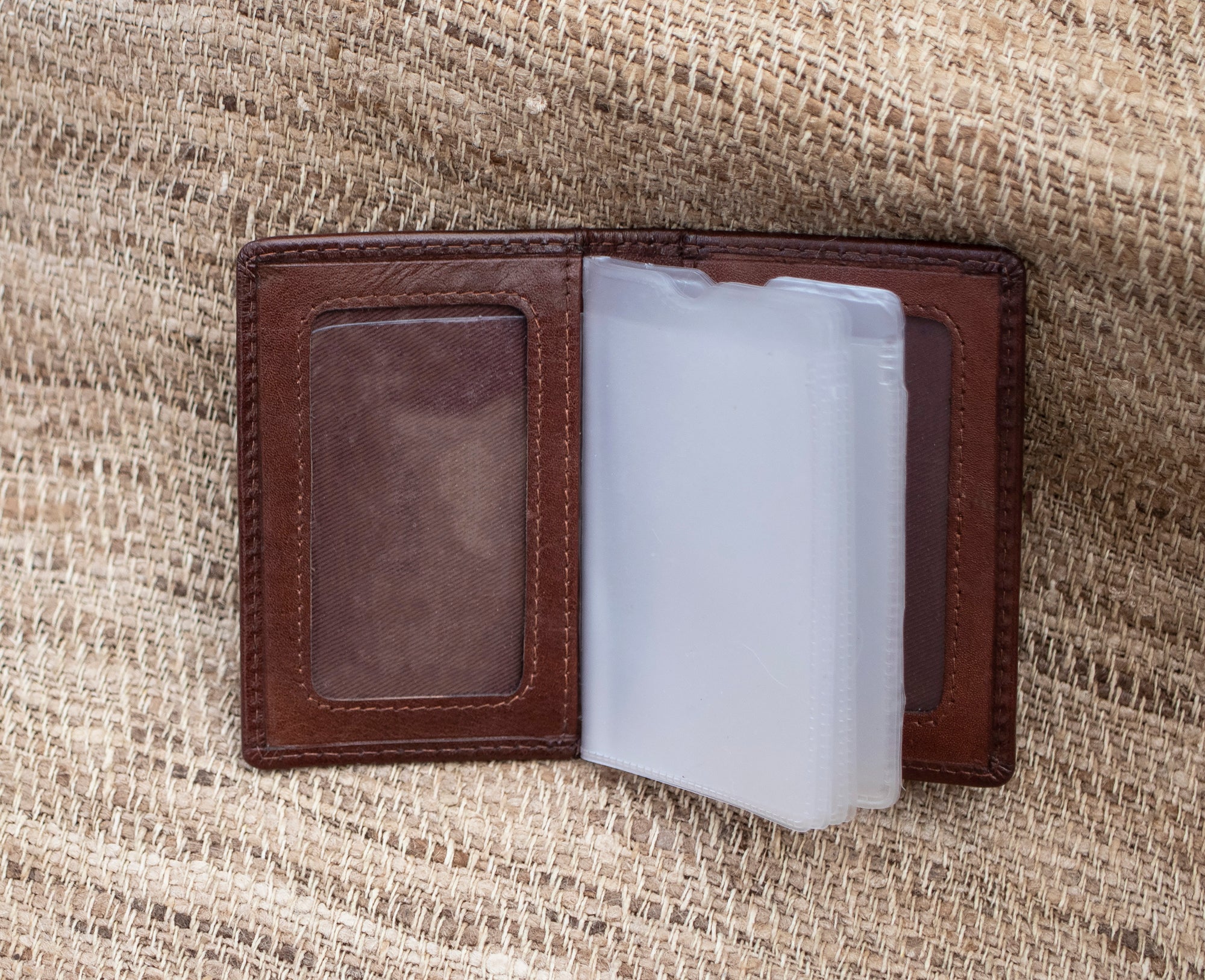 VT Luxury Vintage Brown Leather Travel RFID Card Holder - 9806